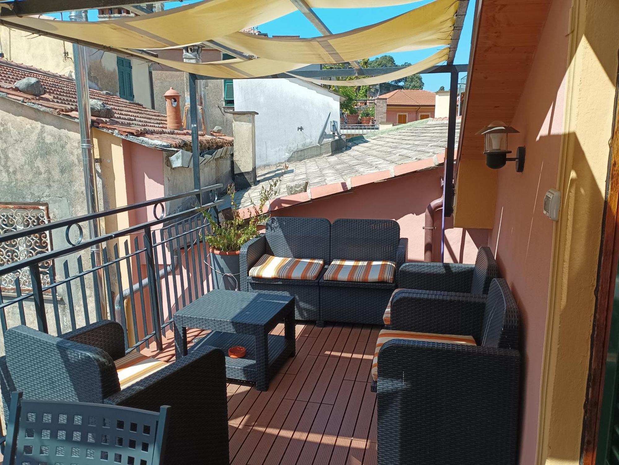 Delizioso Attico Con Ampio Terrazzo E Garage A Due Passi Dal Mare E Dalle Cinqueterre Lt-0485 Levanto Eksteriør billede