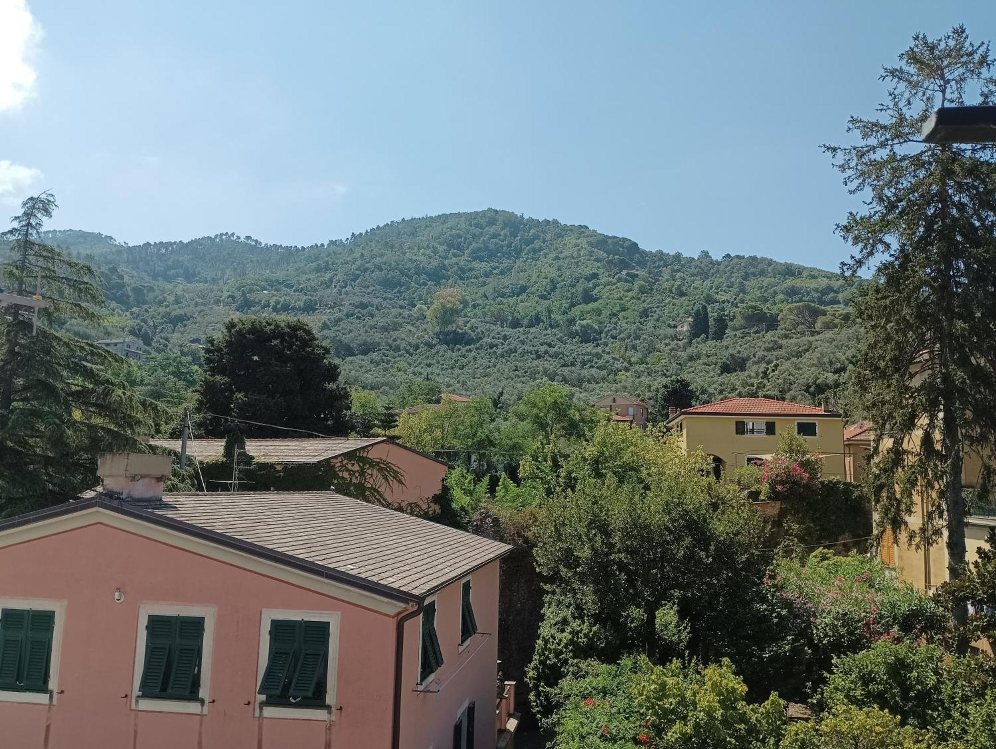 Delizioso Attico Con Ampio Terrazzo E Garage A Due Passi Dal Mare E Dalle Cinqueterre Lt-0485 Levanto Eksteriør billede